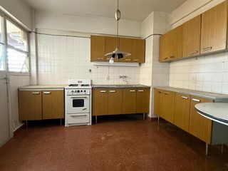 Foto 12 de Departamento en  venta en Peatonal San Martin. 3 dormitorios + 2 baños