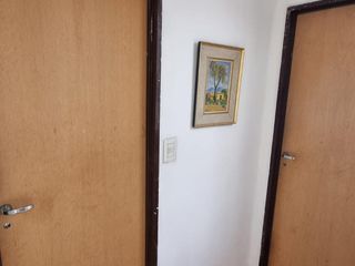 Foto 9 de Casa en  venta, tres plantas, 4 dormitorios, baños 3, living comedor, quincho, espacio para uso profesional