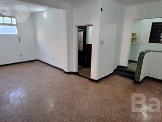 Foto 6 de Alquiler Casa en  Planta Baja PASILLO 2 dormitorios. sin expensas