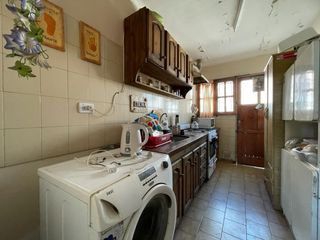 Foto 7 de SE VENDE AMPLIA CASA EN CALLE ADOFO CALLE A SOLO 5 MINUTOS DEL CENTRO DE SAN RAFAEL - MENDOZA