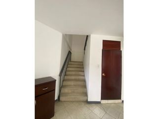 Foto 3 de SE ARRIENDA CASA COMERCIAL EN EL PARQUE DEL PERRO