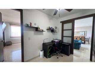 Foto 3 de Venta de Apto. en Altos del Limón