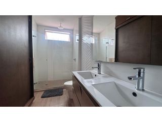 Foto 18 de Venta de Apto. en Altos del Limón