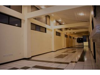 Foto 3 de Guayaquil Urdesa, Oficina en Venta, 145.71m2, 2 Ambientes