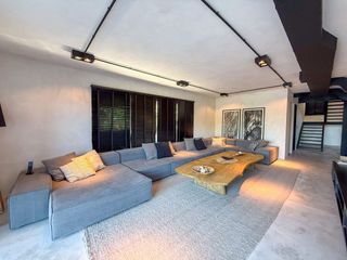 Foto 50 de ALQUILER CASA 5 AMB. AMUEBLADA CON GYM EN CASTORES