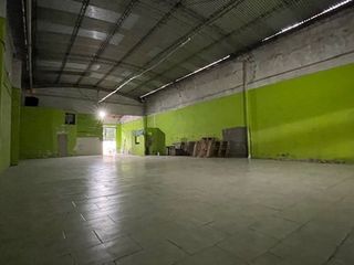 Foto 4 de Depósito en alquiler La Plata