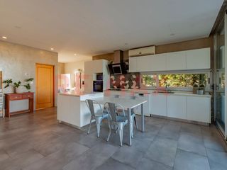 Foto 38 de VENTA Casa a la Laguna en El Cantón Norte Escobar