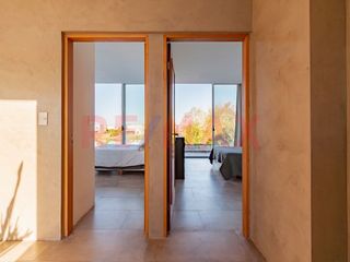 Foto 108 de VENTA Casa a la Laguna en El Cantón Norte Escobar