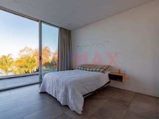 Foto 11 de VENTA Casa a la Laguna en El Cantón Norte Escobar