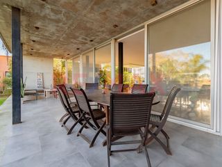 Foto 59 de VENTA Casa a la Laguna en El Cantón Norte Escobar