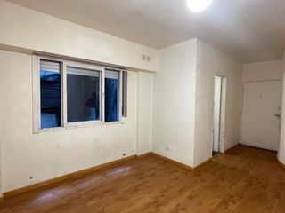 Foto 2 de VENTA MONOAMBIENTE CABALLITO - BAJAS EXPENSAS