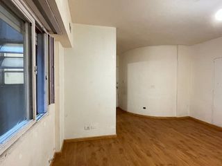 Foto 1 de VENTA MONOAMBIENTE CABALLITO - BAJAS EXPENSAS