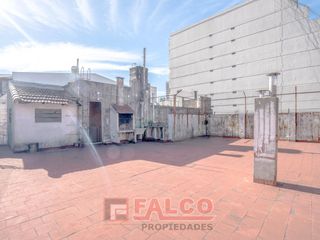 Foto 33 de Casa de 5 ambientes con terraza y local en lote propio - Boedo