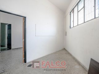 Foto 50 de Casa de 5 ambientes con terraza y local en lote propio - Boedo