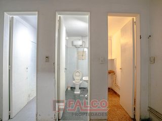 Foto 41 de Casa de 5 ambientes con terraza y local en lote propio - Boedo