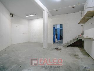 Foto 42 de Casa de 5 ambientes con terraza y local en lote propio - Boedo