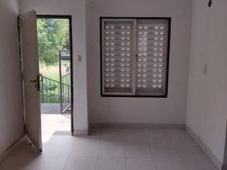 Foto 1 de VENTA de DPTO PLANTA ALTA - COCHRANE (PNA V), PARANA