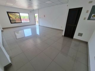 Foto 1 de Oficina en venta en Villaroma Plaza Vía a la Costa  GenF