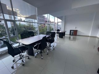 Foto 4 de Oficina amoblada en renta en el Quito Tenis