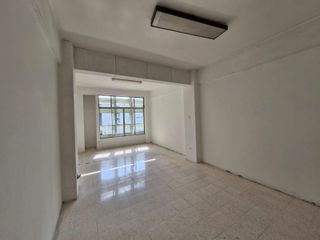 Foto 4 de VENTA DE OFICINAS / SUITES – EDIFICIO  BOLSA DE VALORES. (LC)