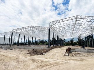 Foto 1 de Galpón de 1400 m2 en ARRIENDO en TABABELA