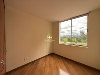 Foto 17 de SE VENDE APARTAMENTO EN GRAN GRANADA