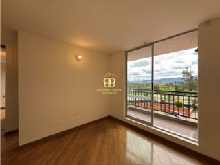Foto 3 de SE VENDE APARTAMENTO EN GRAN GRANADA