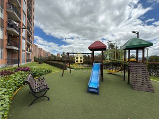 Foto 32 de SE VENDE APARTAMENTO EN GRAN GRANADA