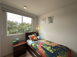 Foto 18 de SE VENDE APARTAMENTO EN GRAN GRANADA