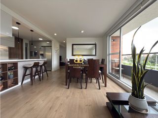 Foto 1 de SE VENDE APARTAMENTO EN GRAN GRANADA