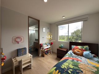 Foto 17 de SE VENDE APARTAMENTO EN GRAN GRANADA