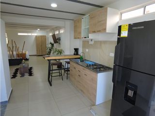 Foto 4 de CUATRO APARTAESTUDIOS AMOBLADOS EN EL CAIMO