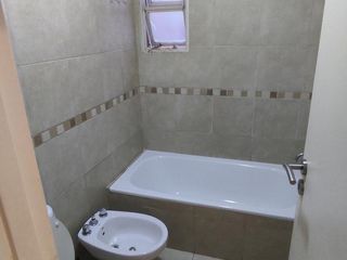 Foto 8 de DEPARTAMENTO 3 AMBIENTES CON COCHERAFRENTE A LA ESTACION