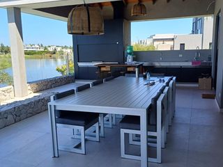 Foto 16 de Casa en venta en El Naudir, Escobar - 7 Ambientes