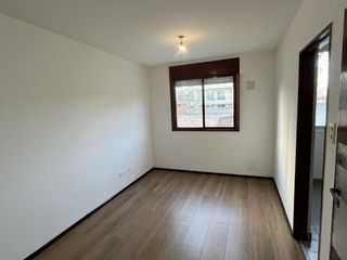 Foto 6 de Departamento en  Alquiler!