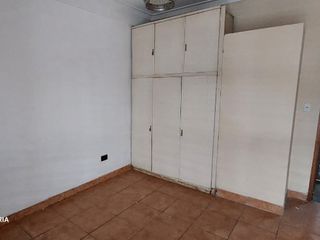 Foto 6 de Casa PH en alquiler en Wilde
