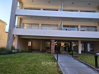 Foto 2 de LOFT EN ALQUILER- 5TA SECCION- Seguridad 24 hs/ Sum/ Cochera/ 1 Dorm
