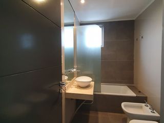 Foto 8 de Departamento en alquiler de 1 dormitorio c/ cochera en Microcentro
