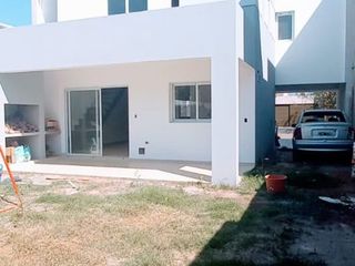 Foto 12 de ALQUILER CASA BARRIO PRIVADO