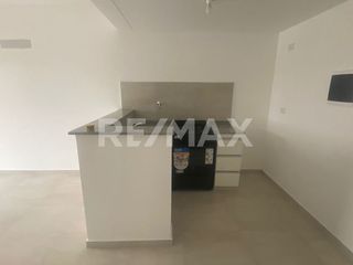 Foto 4 de Se alquila dto de 1 dormitorio en el Centro de NQN