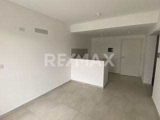 Foto 5 de Se alquila dto de 1 dormitorio en el Centro de NQN
