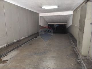 Foto 6 de VENTA COCHERA PB FIJA CUBIERTA GRANDE SAN NICOLAS
