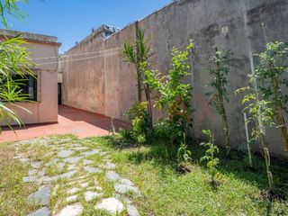 Foto 47 de VENTA CASA 5 AMB PATIO QUINCHO COCHERA VERSALLES