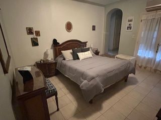 Foto 8 de VENTA DE IMPORTANTE CASA EN PLENO CENTRO