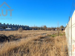 Foto 1 de Terreno Comercial sobre Calle Río Colorado, Neuquén