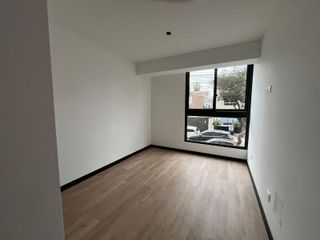 Foto 18 de SE ALQUILA DEPARTAMENTO DE ESRENO SIN MUEBLES EN LINCE