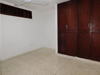 Foto 9 de SE VENDE APARTAMENTO EN EL SECTOR DE PARAISO, PRIMER PISO.