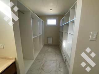Foto 6 de ALQUILER CASA NIVEL GERENCIAL Bº COSTA NOGAL. NEUQUEN