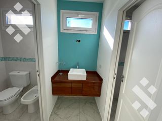 Foto 10 de ALQUILER CASA NIVEL GERENCIAL Bº COSTA NOGAL. NEUQUEN