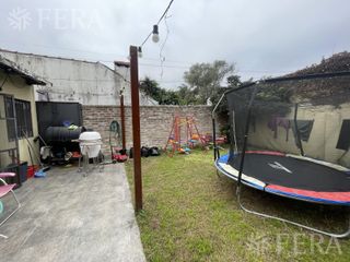 Foto 6 de Venta de PH 4 ambientes con Cochera y jardín en Quilmes